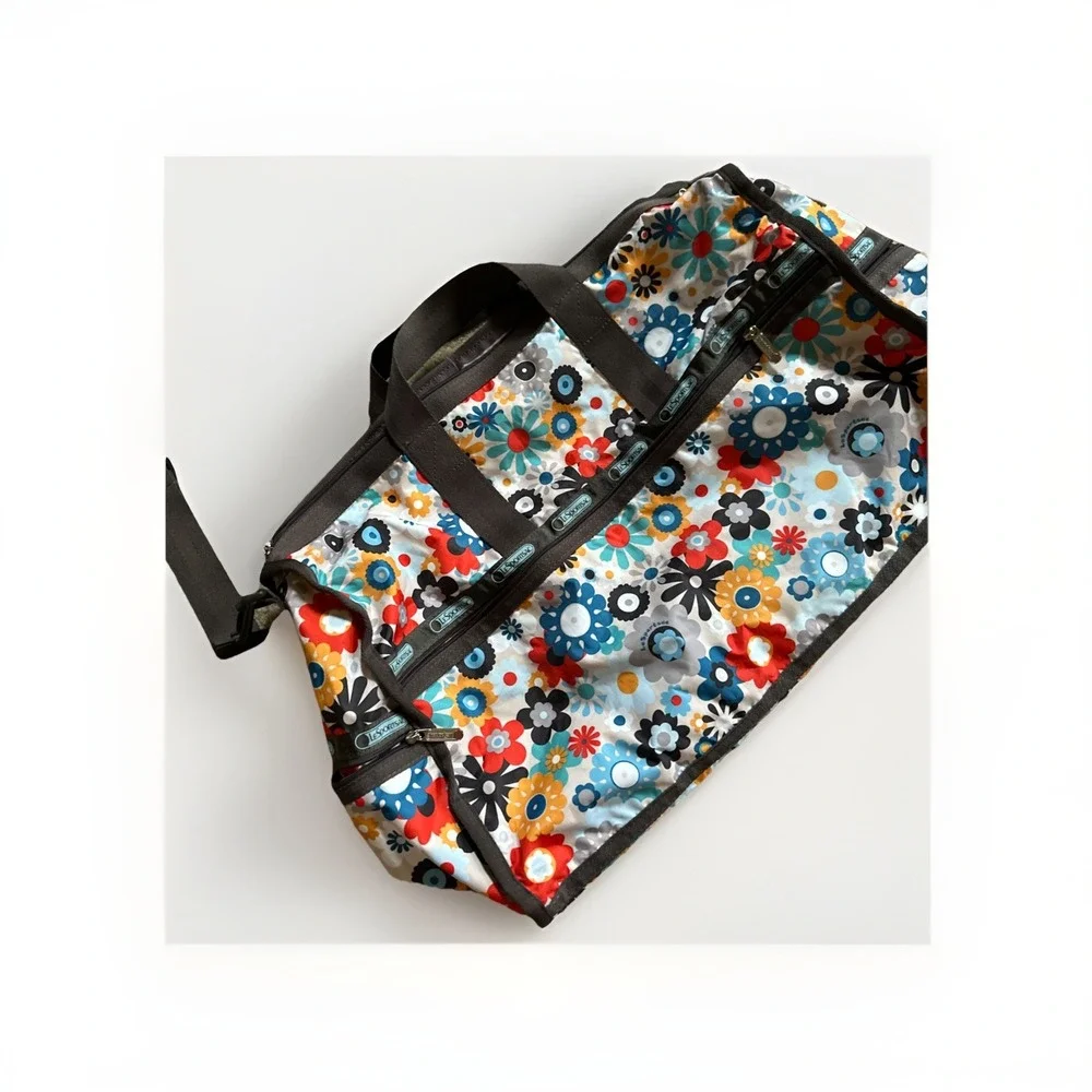 LeSportsac large weekender Flower Power Bright Retro Pop Floral Print Bag 20x15